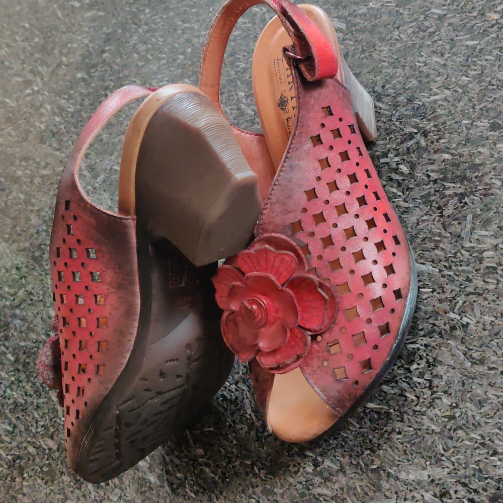 L'Artiste spring step shoes NWOT size 37 - Picture 2 of 4
